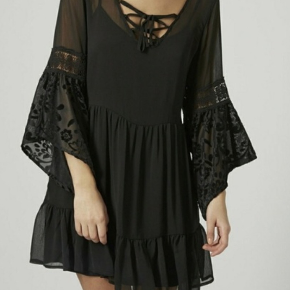 Band of Gypsies Chiffon Belle sleeve dress